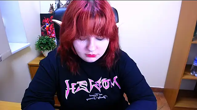 Mina sky  online show from 10.21.25