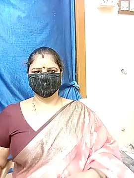 Snapshot of sushma26 chatting on 10.16.25 sushma26 online show from 10.16.25