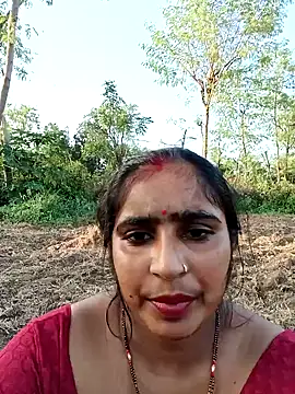 Snapshot of Isha_Gulati chatting on 09.23.25 Isha Gulati online show from 09.23.25