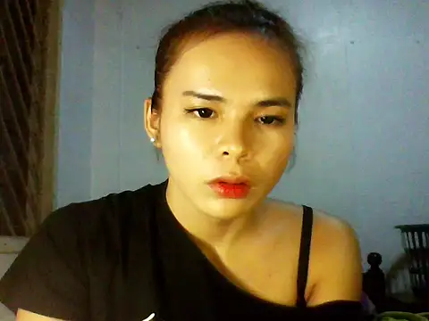 Snapshot of kera_metina chatting on 11.22.25 kera metina online show from 11.22.25