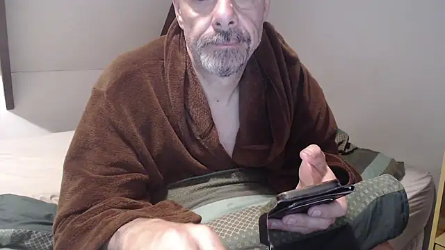 Snapshot of idiotpig66 chatting on 03.06.25 idiotpig66 online show from 03.06.25