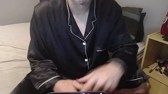 Snapshot of idiotpig66 chatting on 03.07.25 idiotpig66 online show from 03.07.25