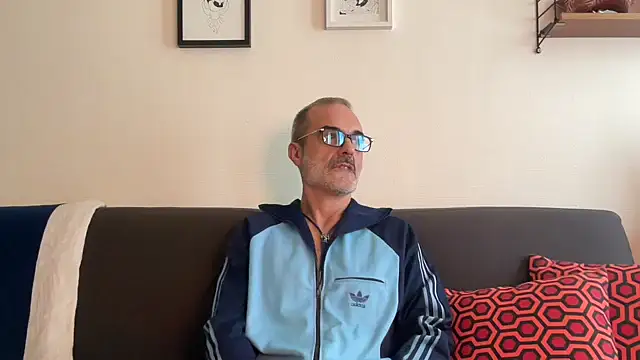 Milkywaymen online show from 10.21.25