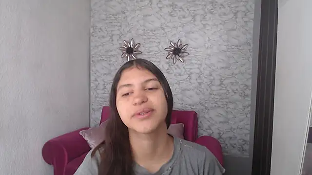 Evagirl69 online show from 10.24.25