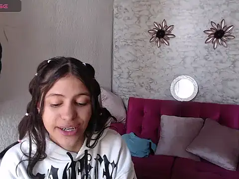 Snapshot of Evagirl69 chatting on 07.28.26 Evagirl69 online show from 07.28.26