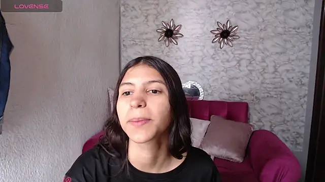 Snapshot of Evagirl69 chatting on 07.30.26 Evagirl69 online show from 07.30.26