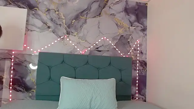 Vickysweeeettt online show from 09.17.25