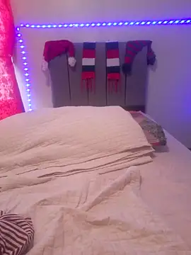 Vickysweeeettt online show from 12.14.25