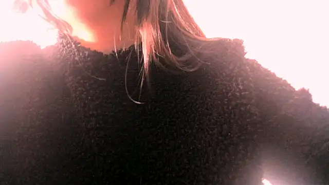 scarletr red online show from 09.28.25