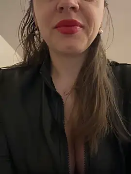 Snapshot of ladywithbigass chatting on 02.05.26 ladywithbigass online show from 02.05.26