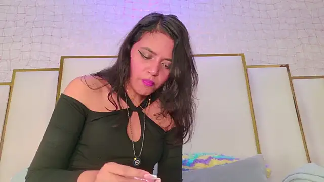 thalia888  online show from 06.14.26