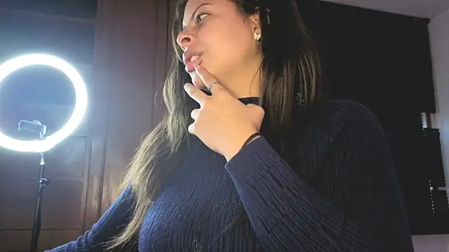 Snapshot of MiaCollinssx chatting on 03.15.26 MiaCollinssx online show from 03.15.26