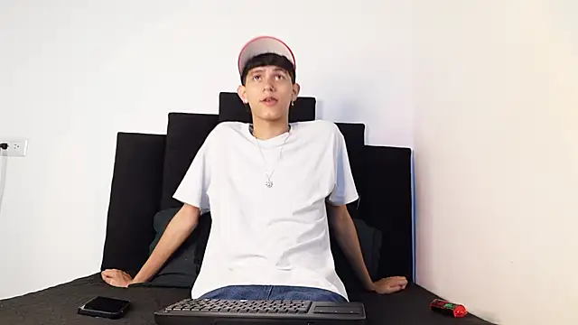 alexmark  online show from 11.12.25