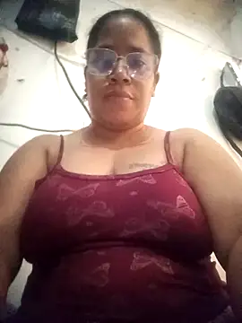 Big ass submissive online show from 11.28.25