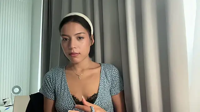 meiijiaa online show from 09.14.25