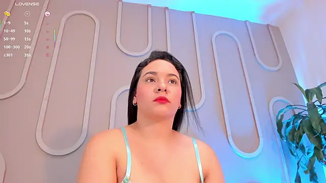 Snapshot of _miss_mia chatting on 06.29.26 miss mia online show from 06.29.26