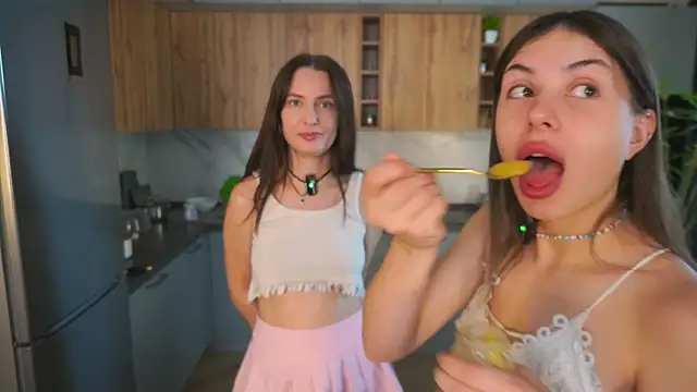 Anny Molly online show from 09.24.25