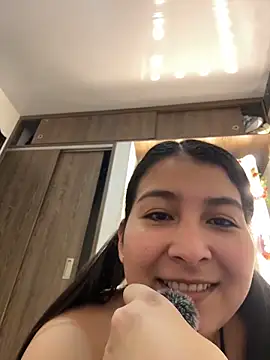 evelyn 1702 online show from 04.01.26