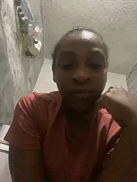 Snapshot of Rozanna_here chatting on 09.18.25 Rozanna here online show from 09.18.25