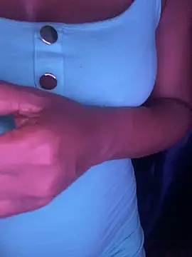 Snapshot of Rozanna_here chatting on 10.02.25 Rozanna here online show from 10.02.25