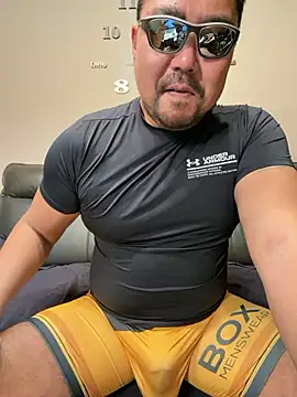 Snapshot of jack_jay0103 chatting on 11.21.25 jack jay0103 online show from 11.21.25