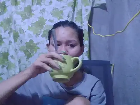 Snapshot of Sweeetgurll chatting on 11.08.25 Sweeetgurll online show from 11.08.25