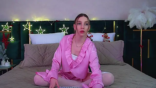 VeronicaVances online show from 12.03.25