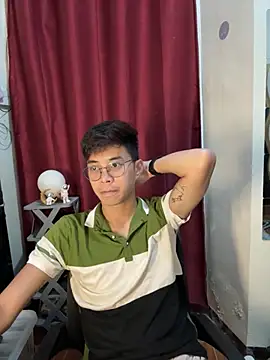 Snapshot of Prince-Harrison chatting on 10.04.25 Prince-Harrison online show from 10.04.25