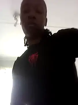 Snapshot of FreakyScarlet00 chatting on 10.28.25 FreakyScarlet00 online show from 10.28.25