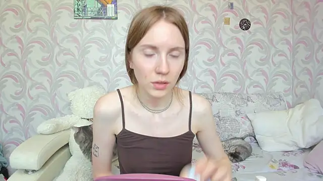 Snapshot of Kelly_Gerzikaa chatting on 06.06.26 Kelly Gerzikaa online show from 06.06.26