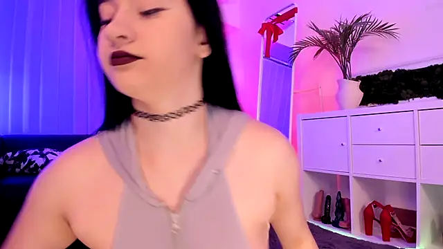 Mary Lori online show from 06.12.26