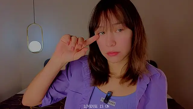 BritniBers online show from 12.04.25