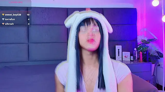 Slenna Moon online show from 01.13.26