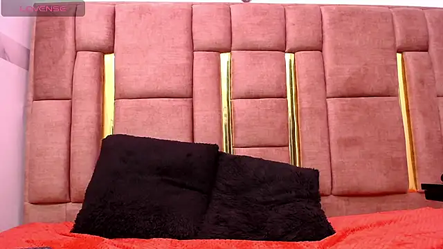 KENDALL ART online show from 09.24.25