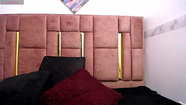 KENDALL ART online show from 04.07.26