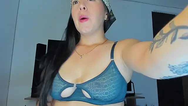 tianastone  online show from 11.27.25