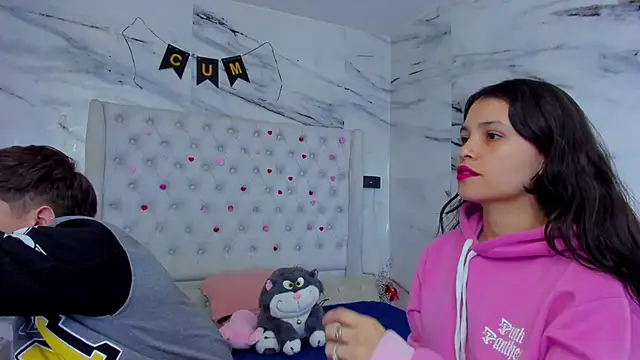 Ari and Storm online show from 04.28.26