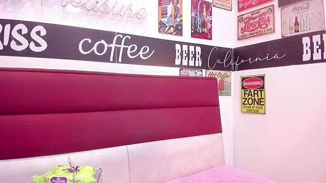 Scarlett 14  online show from 11.20.25