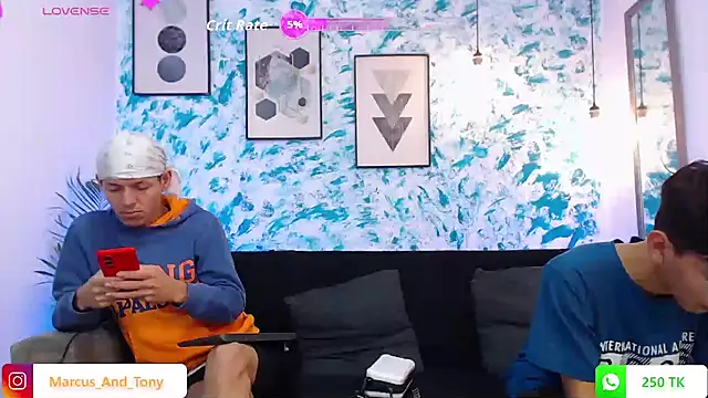 Snapshot of Marcus_and_Tony chatting on 09.28.25 Marcus and Tony online show from 09.28.25