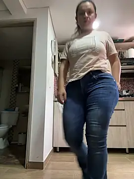 Snapshot of sophie_lopez1 chatting on 03.06.26 sophie lopez1 online show from 03.06.26