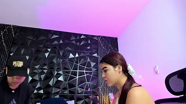 KimberlyLoren online show from 09.20.25