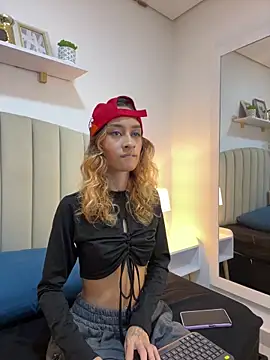 SunshineLizzy online show from 11.04.25