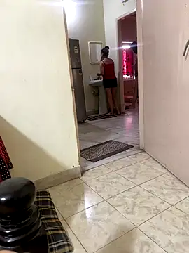 Snapshot of stargroup chatting on 10.31.25 stargroup online show from 10.31.25