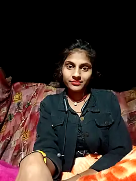 Snapshot of Jyoti_thakurr chatting on 12.01.25 Jyoti thakurr online show from 12.01.25