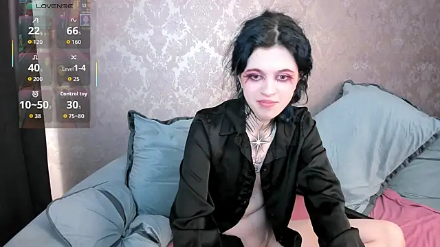 NoelleGothicShadow online show from 04.09.26