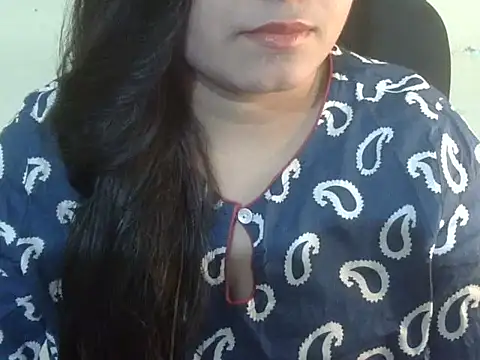 Snapshot of Aanya_Hazel chatting on 11.09.25 Aanya Hazel online show from 11.09.25