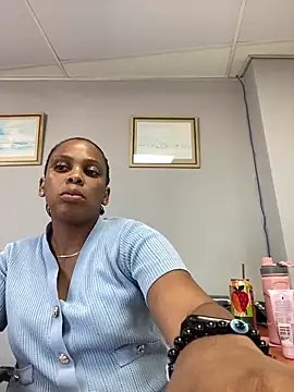 Snapshot of 031bubbles chatting on 03.17.26 031bubbles online show from 03.17.26