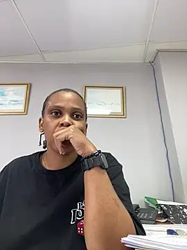 Snapshot of 031bubbles chatting on 03.20.26 031bubbles online show from 03.20.26