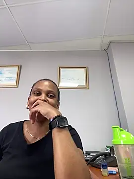 Snapshot of 031bubbles chatting on 03.23.26 031bubbles online show from 03.23.26