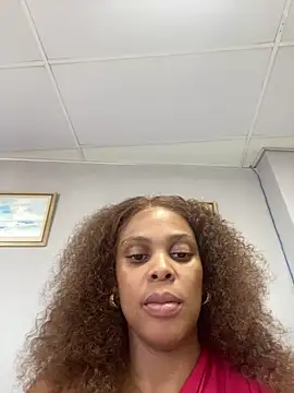 Snapshot of 031bubbles chatting on 03.31.26 031bubbles online show from 03.31.26